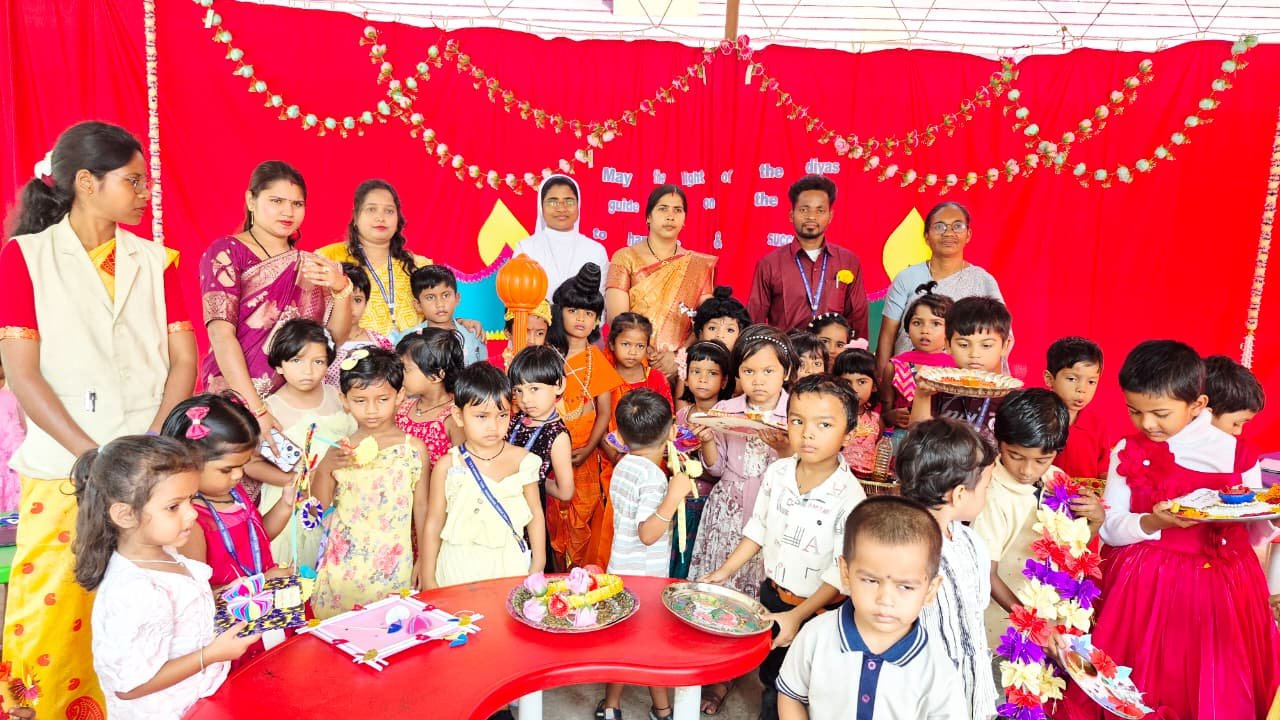 11. DIYA THALI MAKING & RANGOLI COM & DIWALI CELEBRATION - 18 OCT 2025